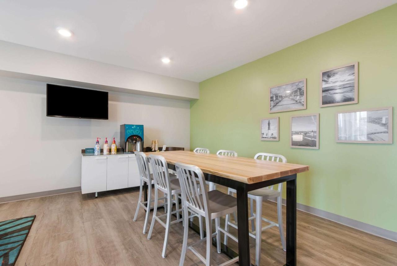 Woodspring Suites Tamarac Exteriér fotografie